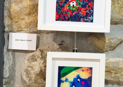 Eder bezain lotsati.